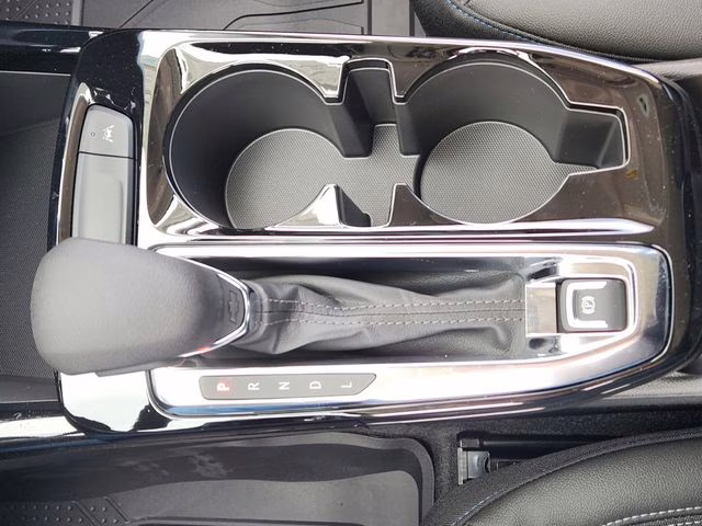 2026 Summit White Chevrolet Trax LT FWD SUV