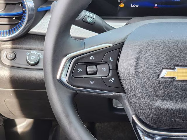 2026 Summit White Chevrolet Trax LT FWD SUV