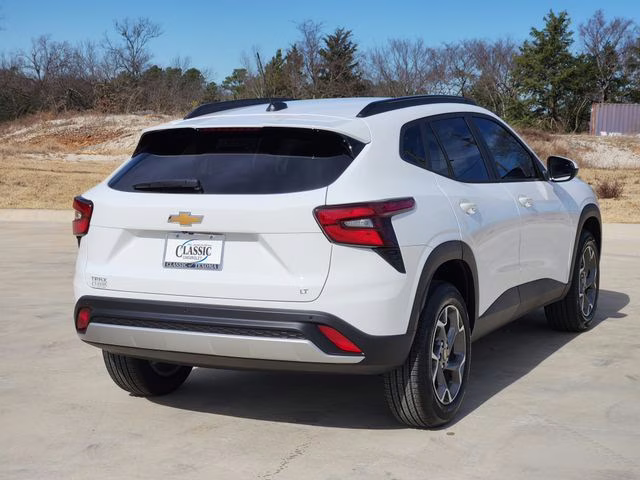 2026 Summit White Chevrolet Trax LT FWD SUV