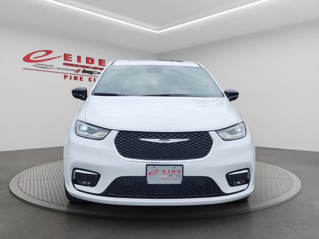 2026 Bright White Clearcoat Chrysler Pacifica Select AWD Van