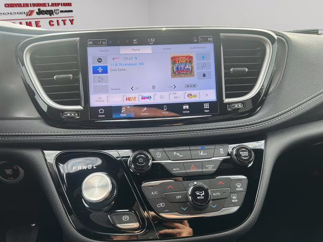 2026 Bright White Clearcoat Chrysler Pacifica Select AWD Van