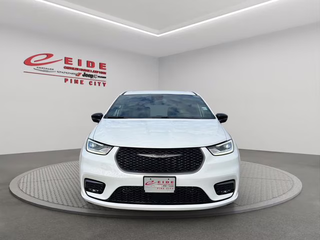 2026 Bright White Clearcoat Chrysler Pacifica Select AWD Van