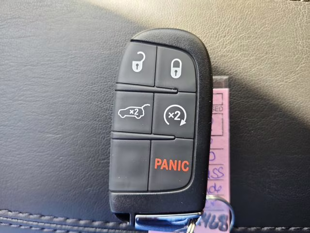 2026 Silver Zynith Jeep Compass Altitude 4X4 SUV