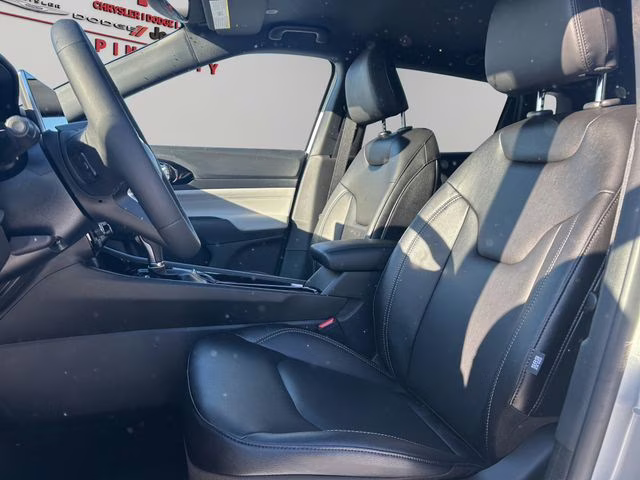 2026 Silver Zynith Metallic Clearcoat Jeep Compass Limited 4X4 SUV