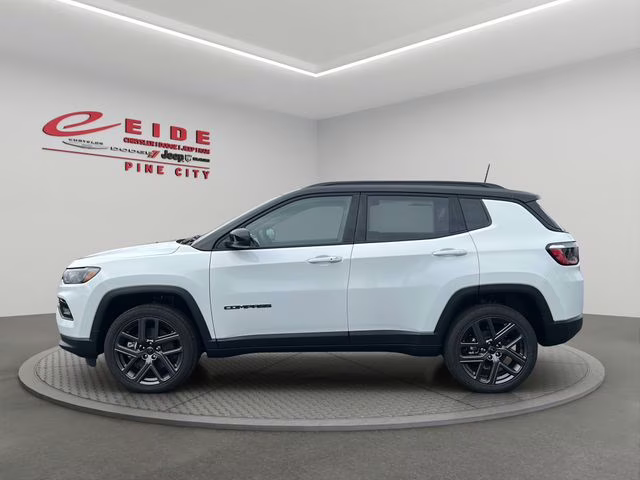2026 Bright White Clearcoat Jeep Compass Limited 4X4 SUV