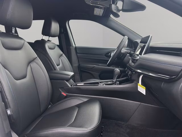 2026 Bright White Clearcoat Jeep Compass Limited 4X4 SUV