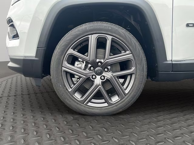 2026 Bright White Clearcoat Jeep Compass Limited 4X4 SUV