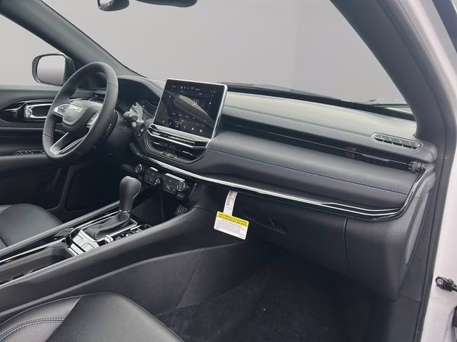 2026 Bright White Clearcoat Jeep Compass Limited 4X4 SUV