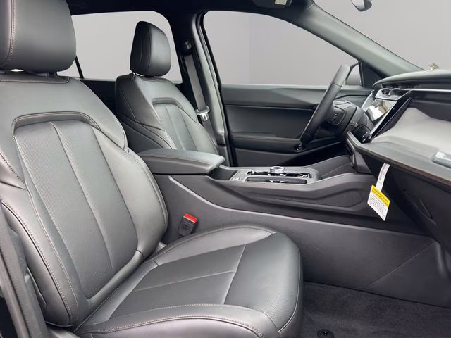 2026 Diamond Black Crystal Pearlcoat Jeep Cherokee Limited 4X4 SUV