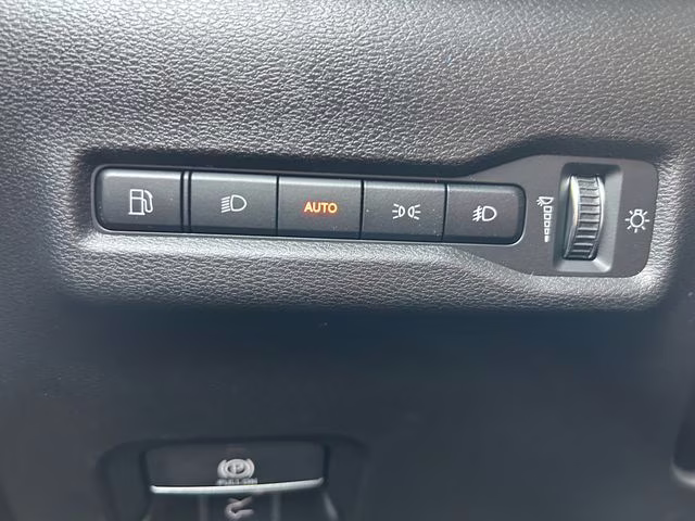 2026 Diamond Black Crystal Pearlcoat Jeep Cherokee Limited 4X4 SUV