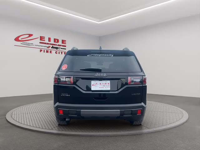 2026 Diamond Black Crystal Pearlcoat Jeep Cherokee Limited 4X4 SUV