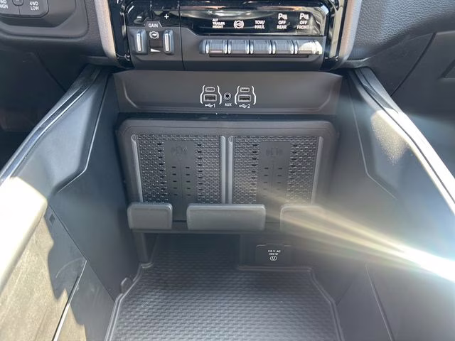 2026 Diamond Black Crystal Pearlcoat Ram 3500 Laramie Night Edition 4X4 Truck