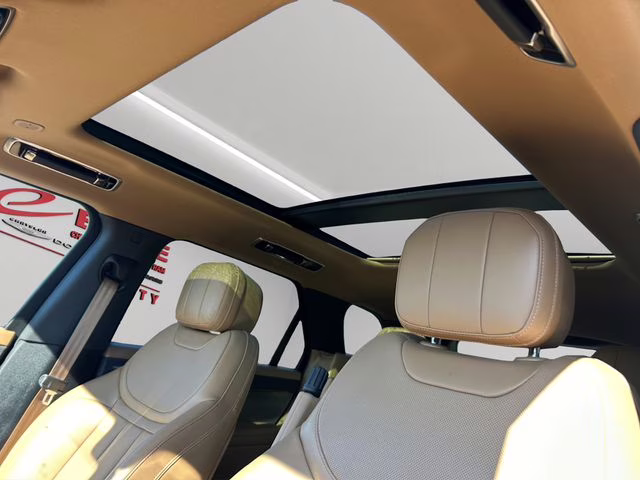 2023 Lantau Bronze Metallic Land Rover Range Rover Sport SE AWD SUV