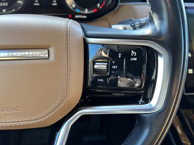 2023 Lantau Bronze Metallic Land Rover Range Rover Sport SE AWD SUV