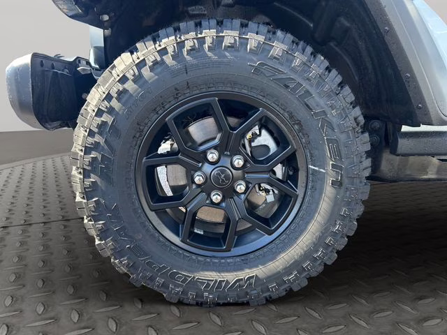 2026 Bright White Clearcoat Jeep Wrangler Willys 4X4 SUV