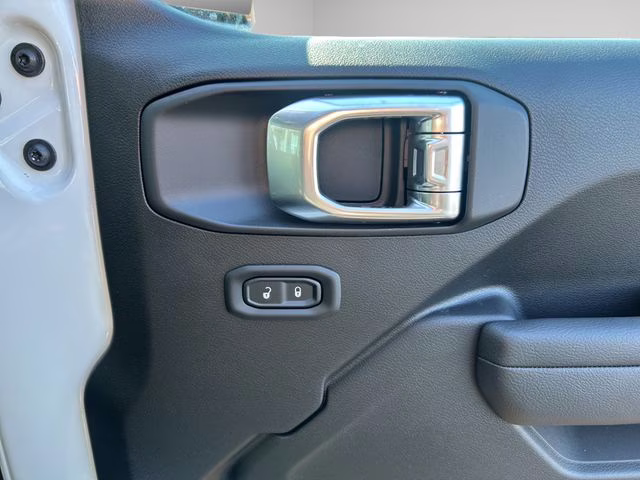 2026 Bright White Clearcoat Jeep Wrangler Willys 4X4 SUV