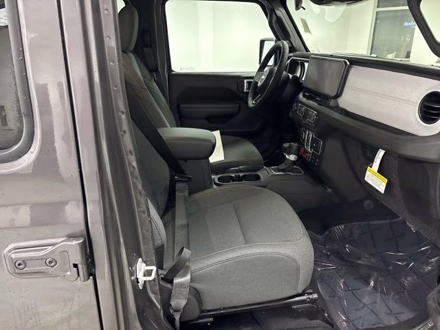 2026 Granite Crystal Metallic Clearcoat Jeep Wrangler Willys 4X4 SUV