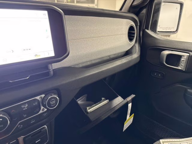 2026 Granite Crystal Metallic Clearcoat Jeep Wrangler Willys 4X4 SUV