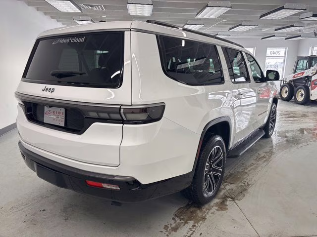 2026 Bright White Clearcoat Jeep Grand Wagoneer L 4x4 4X4 SUV
