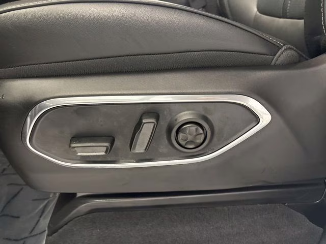 2026 Bright White Clearcoat Jeep Grand Wagoneer L 4x4 4X4 SUV