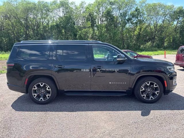 2023 Diamond Black Crystal Pearlcoat Jeep Wagoneer Series III 4X4 SUV