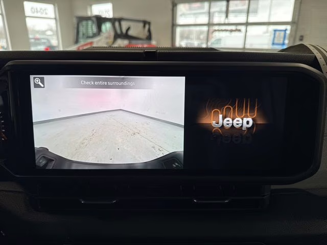 2026 Anvil Clearcoat Jeep Gladiator Sport S 4X4 Truck