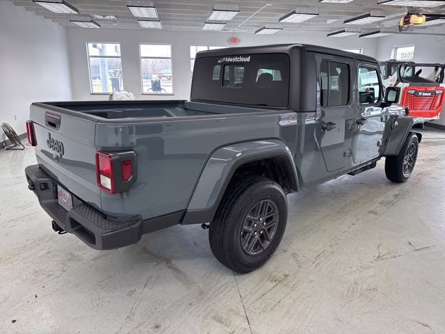 2026 Anvil Clearcoat Jeep Gladiator Sport S 4X4 Truck