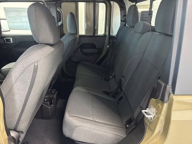 2026 '41 Jeep Gladiator Sport S 4X4 Truck