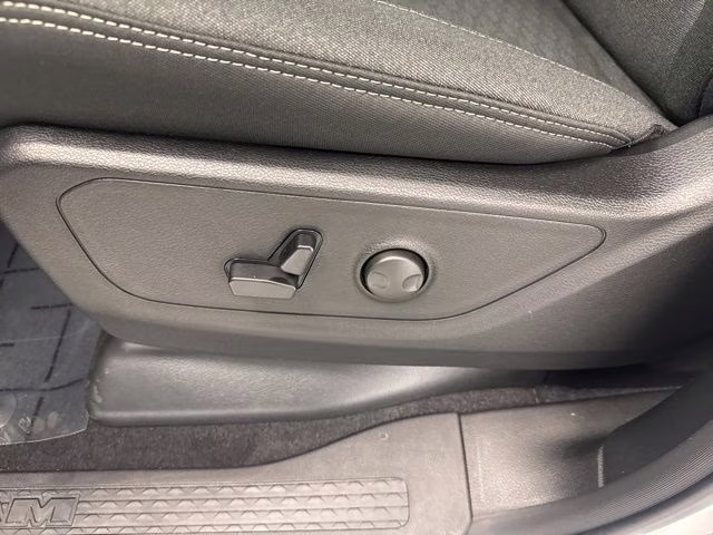 2026 Diamond Black Crystal Pearlcoat Ram 1500 Big Horn 4X4 Truck