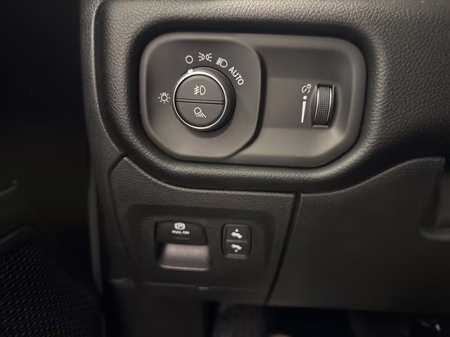 2026 Diamond Black Crystal Pearlcoat Ram 1500 Big Horn 4X4 Truck