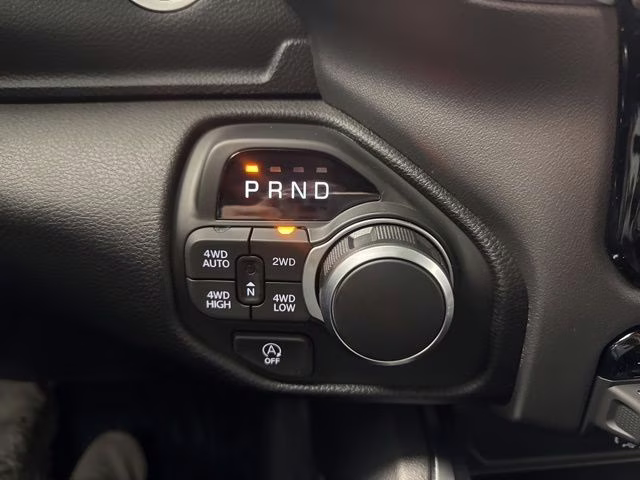 2026 Diamond Black Crystal Pearlcoat Ram 1500 Big Horn 4X4 Truck