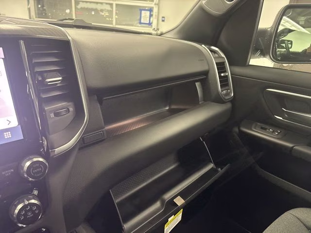 2026 Diamond Black Crystal Pearlcoat Ram 1500 Big Horn Night Edition 4X4 Truck