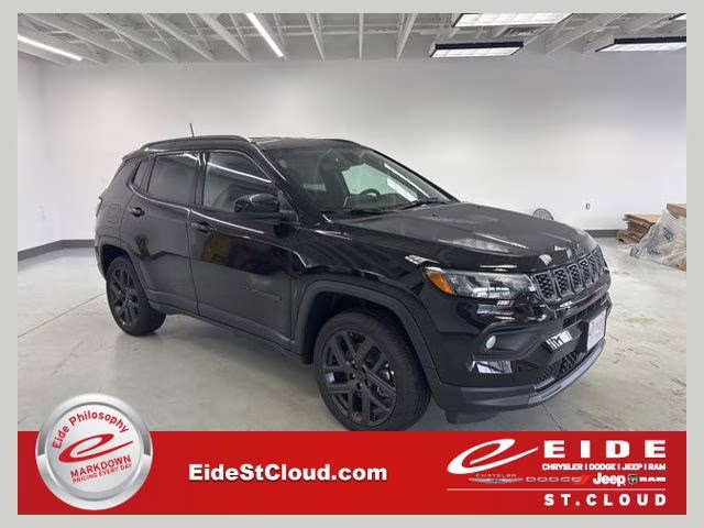 2026 Diamond Black Crystal Pearlcoat Jeep Compass Latitude 4X4 SUV