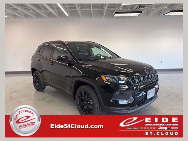 2026 Diamond Black Crystal Pearlcoat Jeep Compass Latitude 4X4 SUV