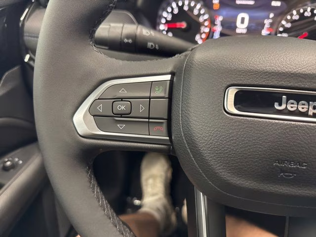 2026 Silver Zynith Metallic Clearcoat Jeep Compass Limited 4X4 SUV