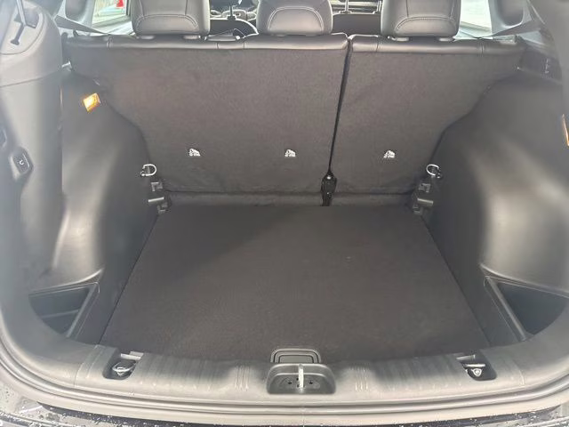 2026 Bright White Clearcoat Jeep Compass Limited 4X4 SUV