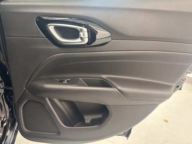 2026 Bright White Clearcoat Jeep Compass Limited 4X4 SUV