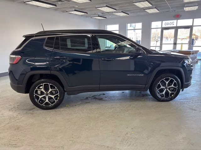 2026 Fathom Blue Pearl Coat Jeep Compass Limited 4X4 SUV