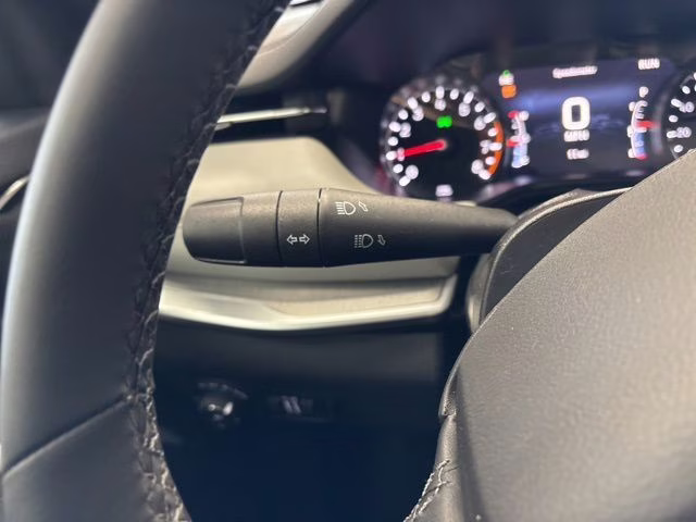 2026 Bright White Clearcoat Jeep Compass Limited 4X4 SUV