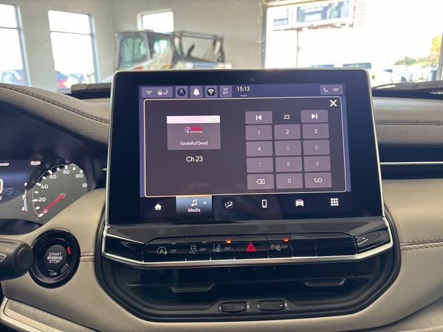 2026 Bright White Clearcoat Jeep Compass Limited 4X4 SUV