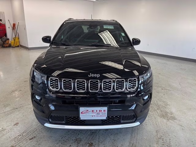 2026 Diamond Black Crystal Pearlcoat Jeep Compass Limited 4X4 SUV