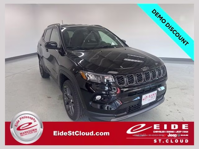 2026 Diamond Black Crystal Pearlcoat Jeep Compass Limited 4X4 SUV