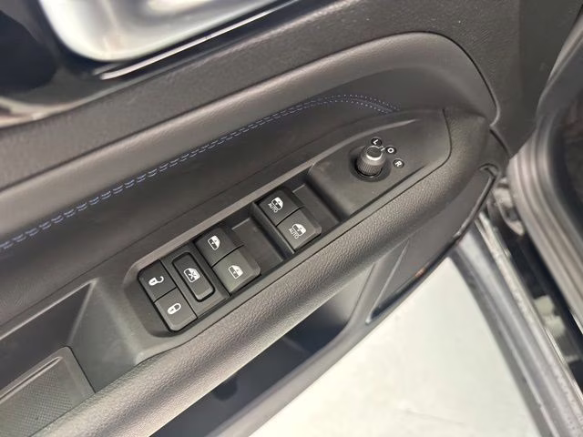 2026 Diamond Black Crystal Pearlcoat Jeep Compass Limited 4X4 SUV