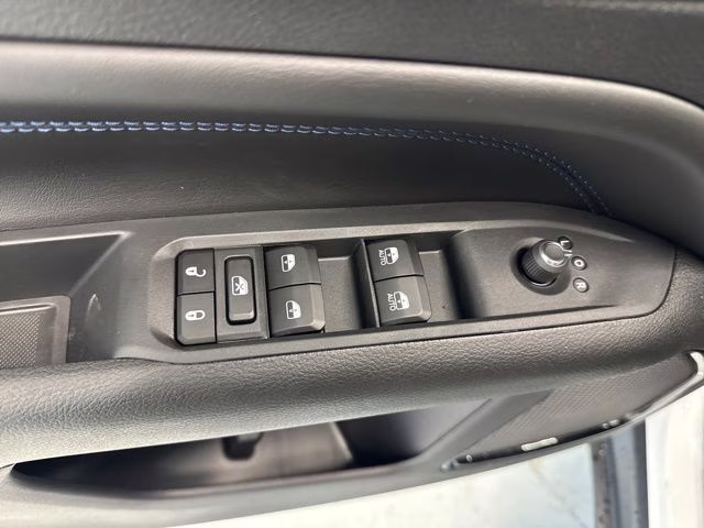 2026 Bright White Clearcoat Jeep Compass Limited 4X4 SUV