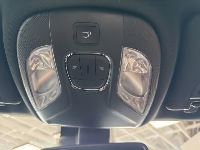 2026 Bright White Clearcoat Jeep Compass Limited 4X4 SUV