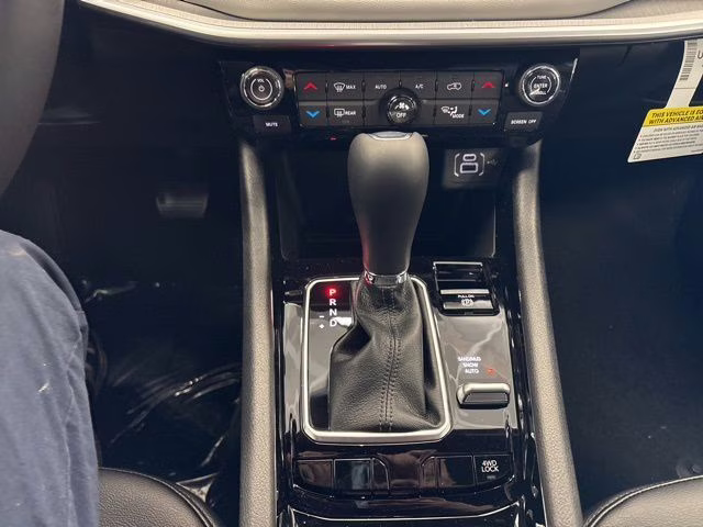 2026 Diamond Black Crystal Pearlcoat Jeep Compass Limited 4X4 SUV