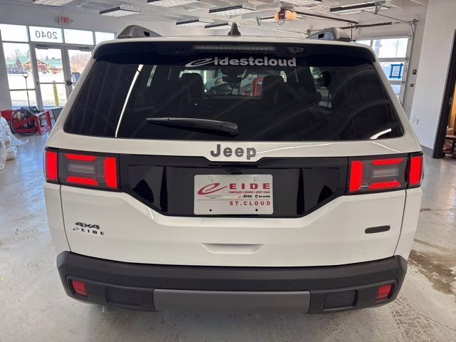 2026 Bright White Clearcoat Jeep Cherokee Overland 4X4 SUV