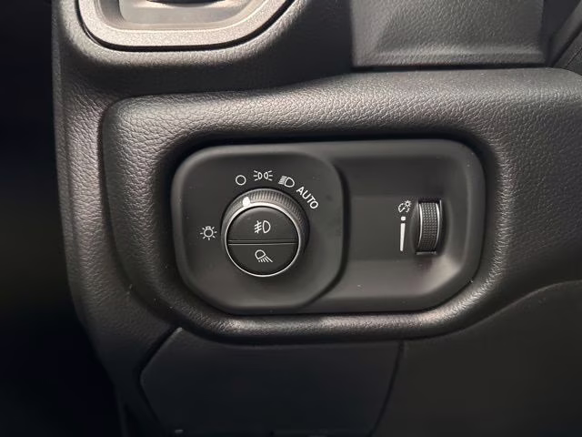 2026 Bright White Clearcoat Ram 2500 Tradesman 4X4 Truck