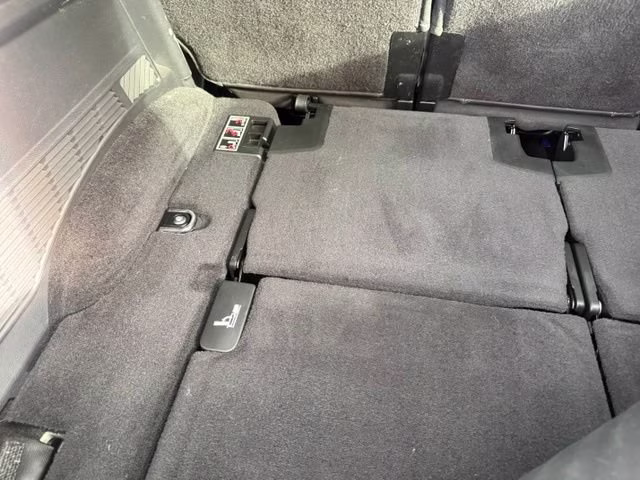 2014 Gray Land Rover LR4 HSE 4X4 SUV