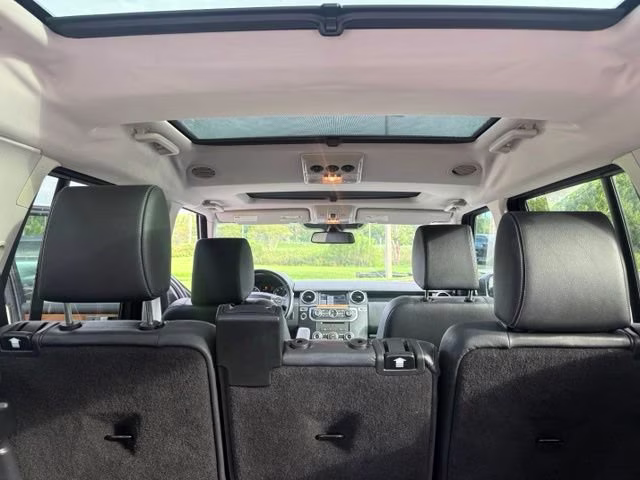 2014 Gray Land Rover LR4 HSE 4X4 SUV